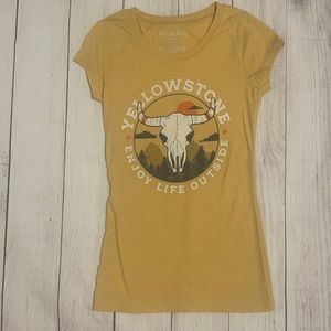 Yellowstone tshirt XS